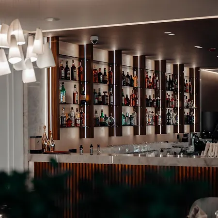 Holiday Hotel Tirana