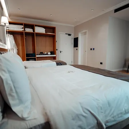 Holiday Hotel Hotel Tirana