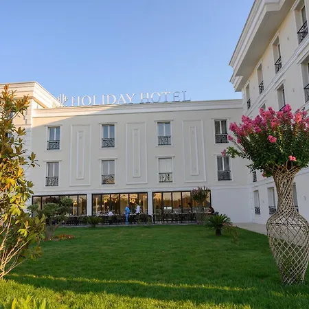 Holiday Hotel 4* Tirana
